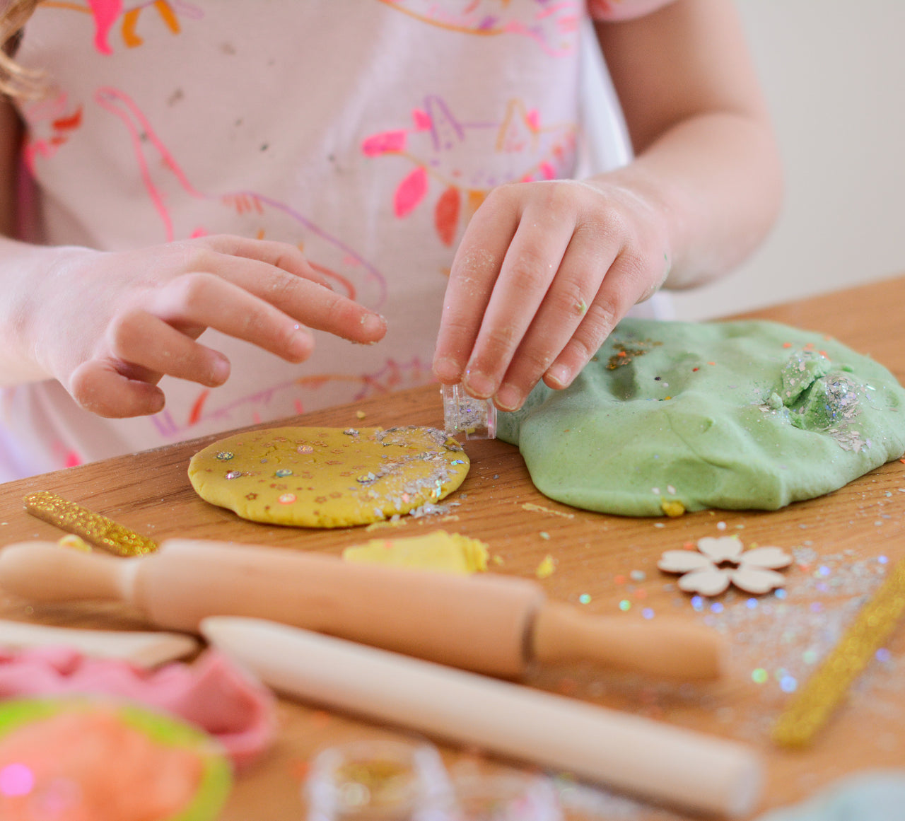 Lil’ Cuties Lumpy Clay Play